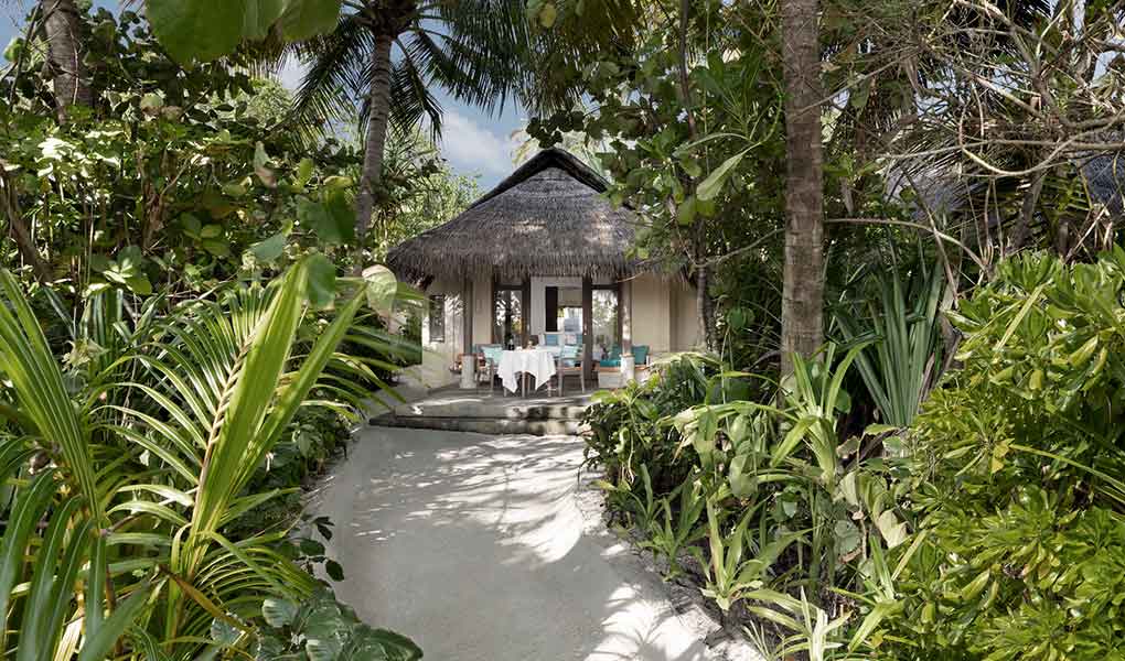 Villa Familias sobre la playa del hotel Maldivas Anantara Dhigu