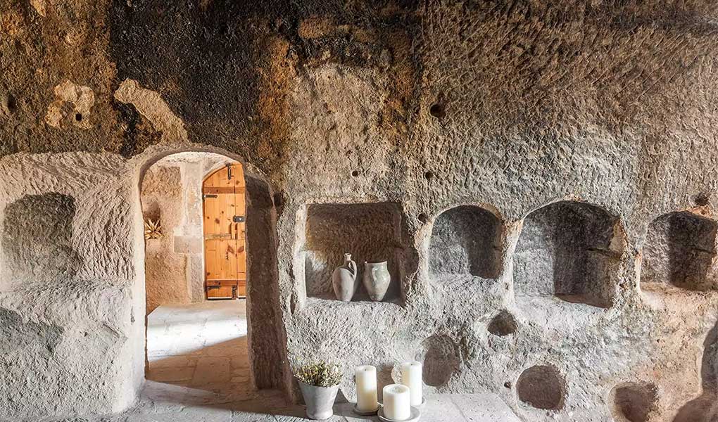 Muros de las cuevas internas del hotel Argos In Cappadocia